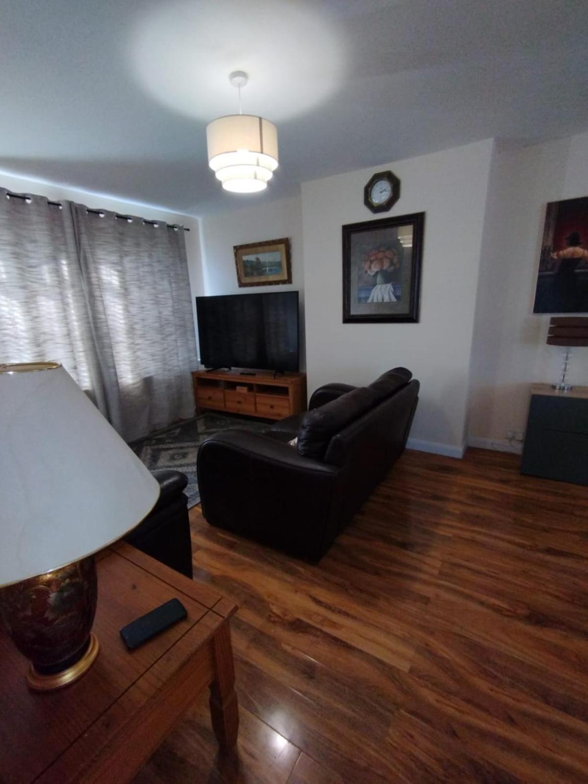 Edinburgh Villa 3 Bed Rooms House In Edinburgh - Private Parking ภายนอก รูปภาพ