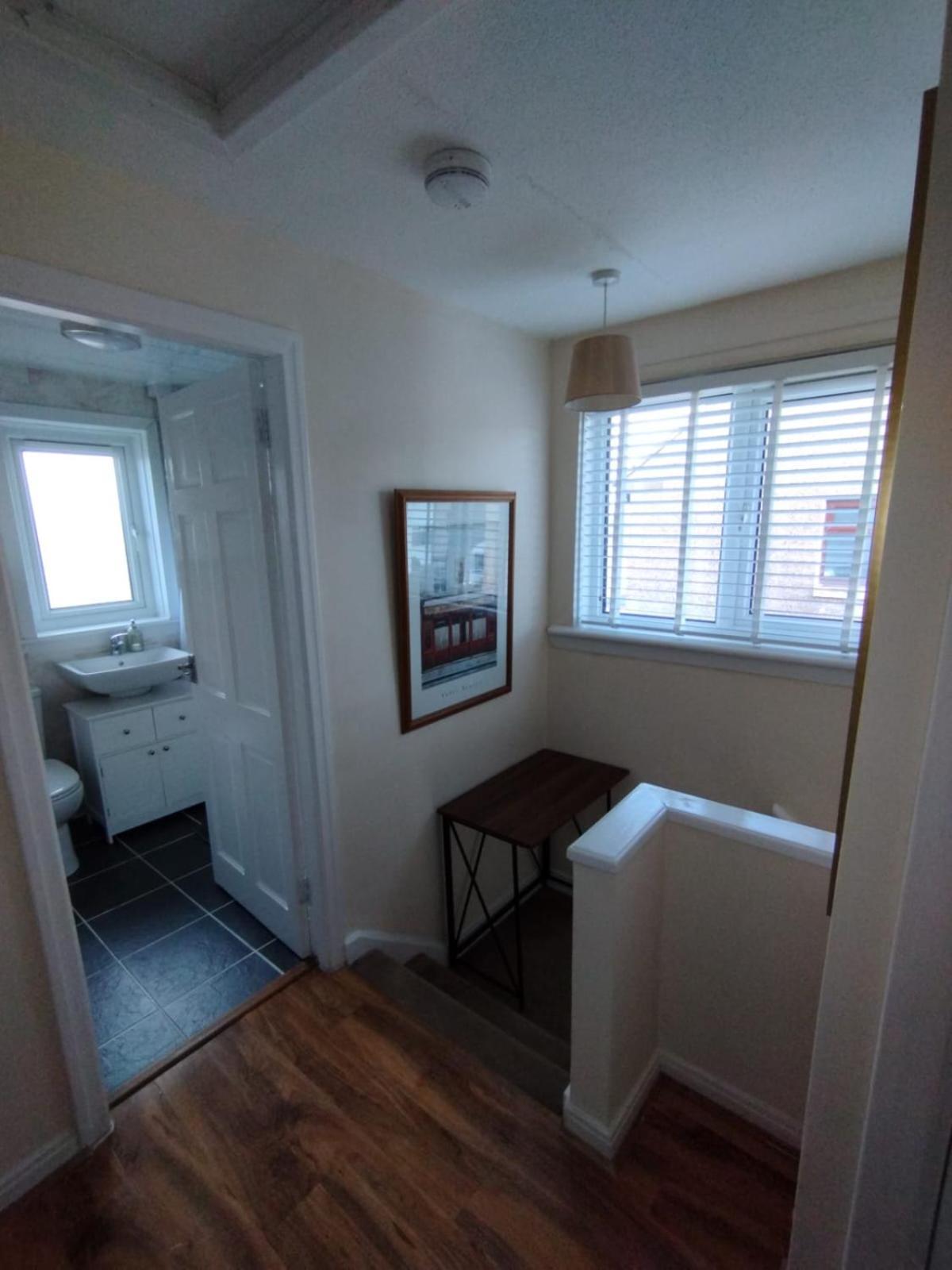Edinburgh Villa 3 Bed Rooms House In Edinburgh - Private Parking ภายนอก รูปภาพ